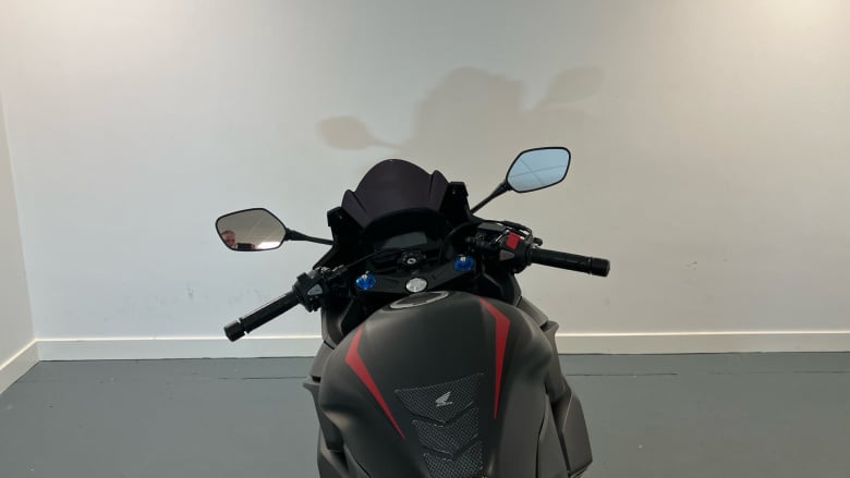 Honda CBR500RA (21MY)